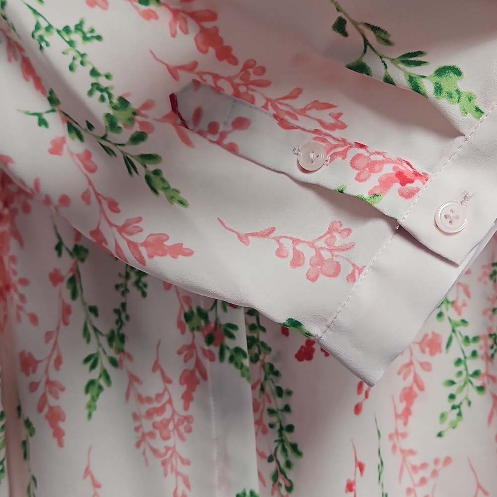 Investments 3/4 Sleeve Button Front V-neck Top: Pink W/Floral:Size- Large - Picture 5 of 14